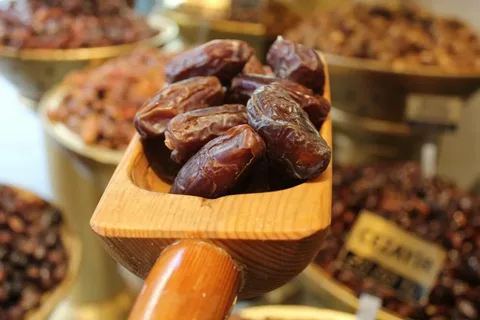 تصویر 2 از فروش ویژه + قیمت مناسب خرما سطلی عسلی